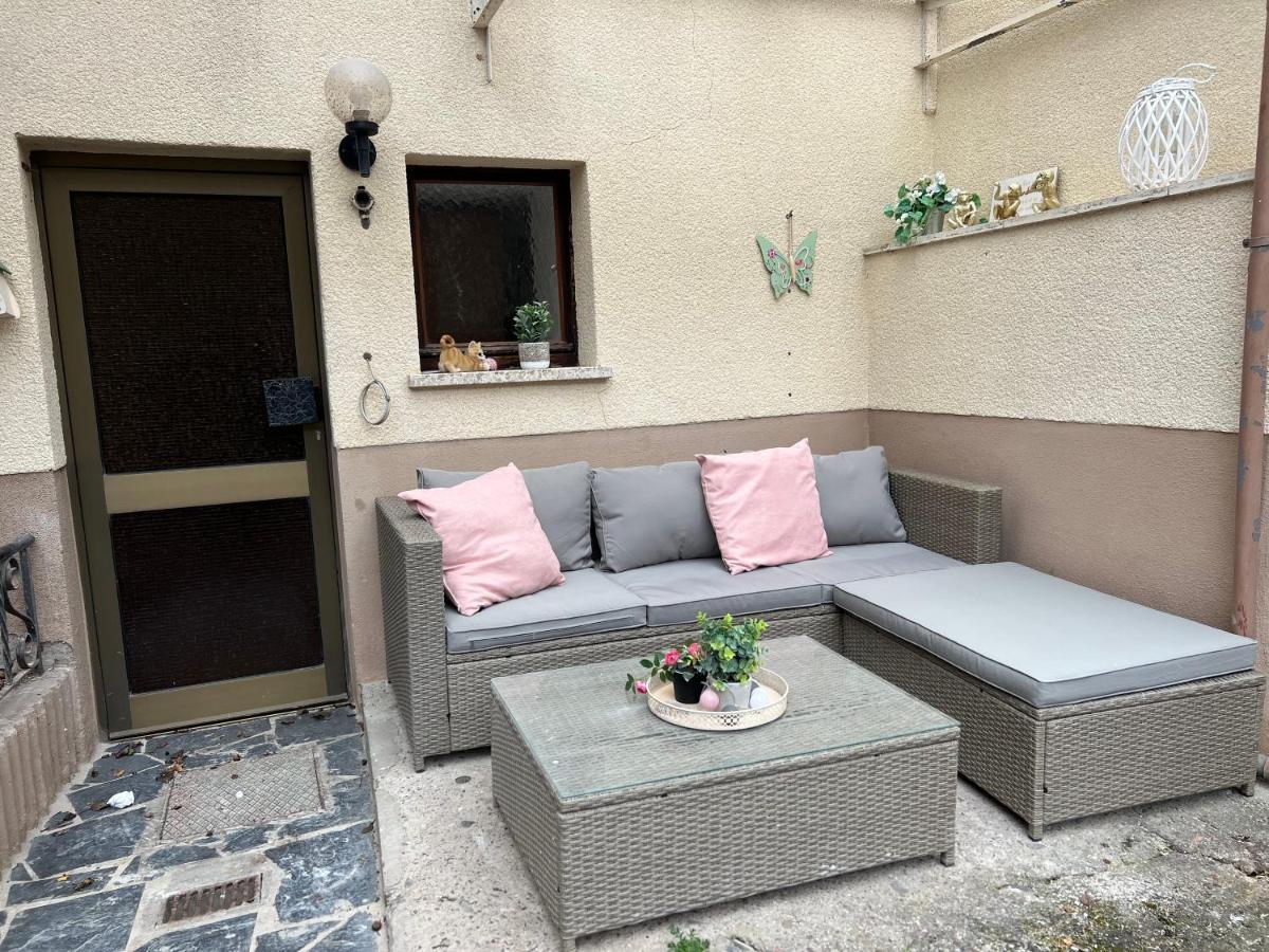 Ferienhaus Moselblick Am Kapellchen Ediger-Eller Luaran gambar