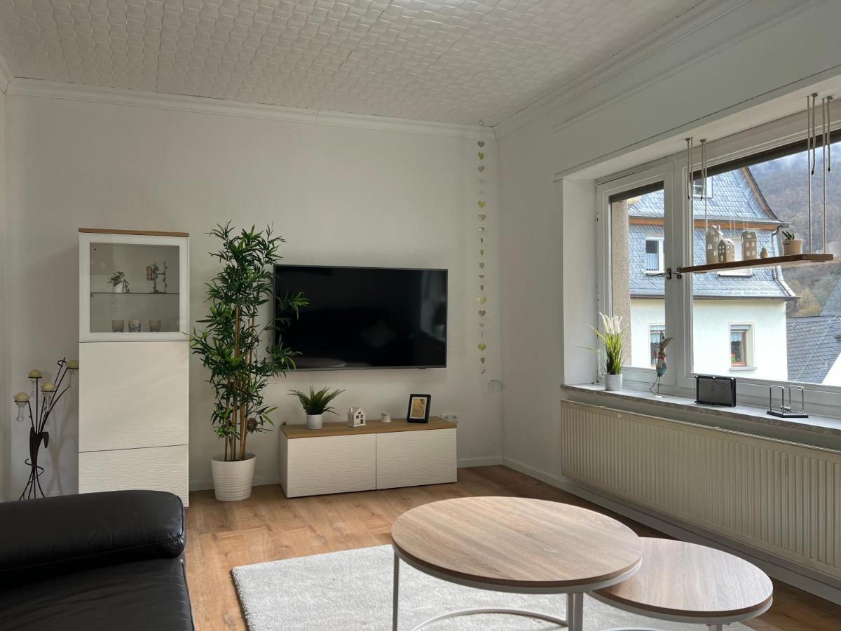 Ferienhaus Moselblick Am Kapellchen Ediger-Eller Luaran gambar